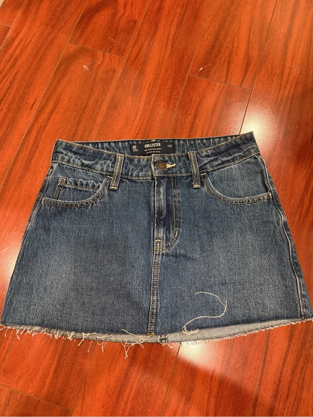 Hollister Mid Rise Mini Denim Skirt, Size W24